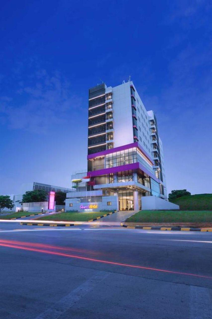 Quest Prime Cikarang By Aston Otel Bekasi Dış mekan fotoğraf