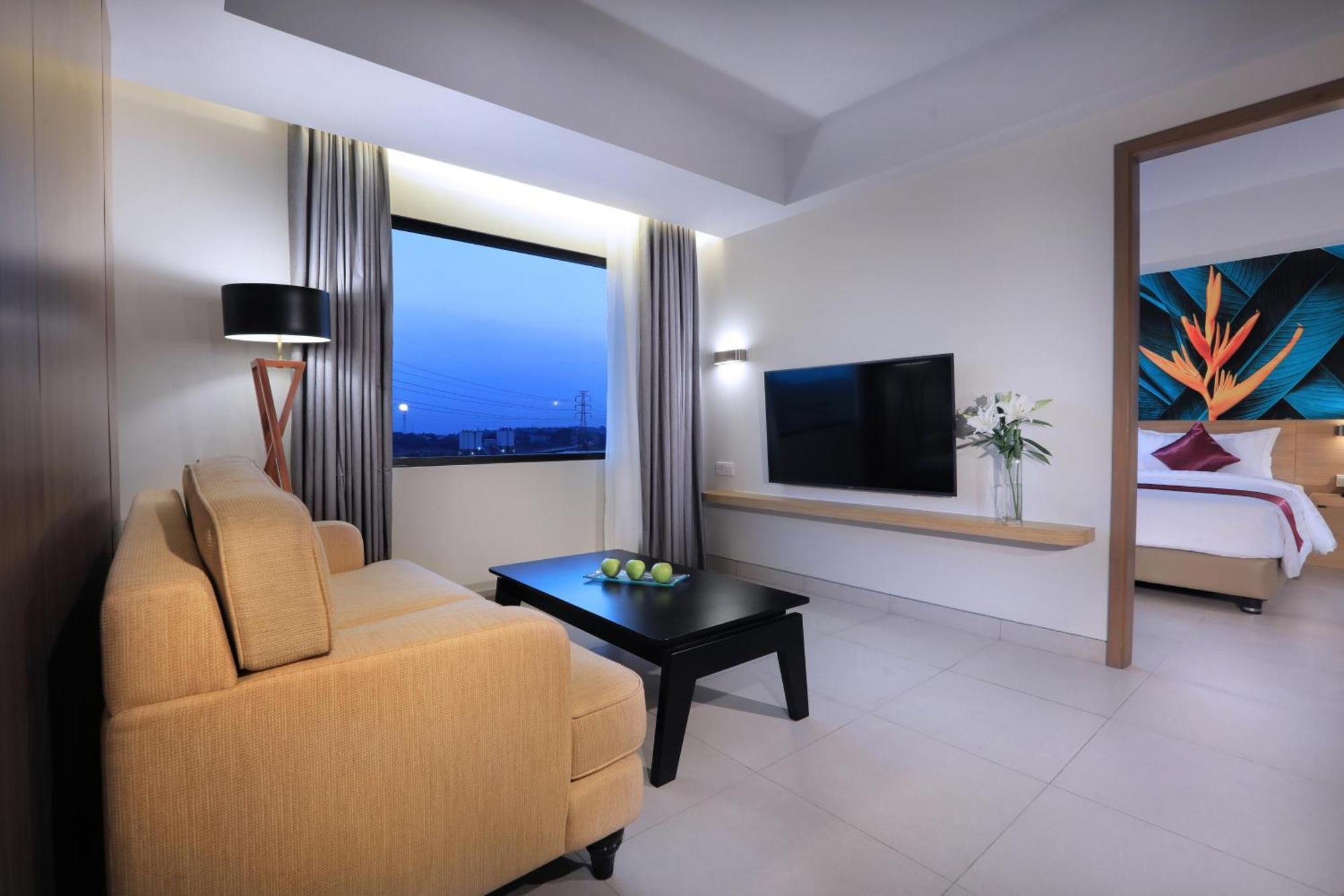 Quest Prime Cikarang By Aston Otel Bekasi Dış mekan fotoğraf