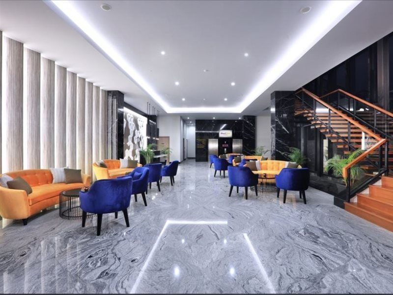 Quest Prime Cikarang By Aston Otel Bekasi Dış mekan fotoğraf