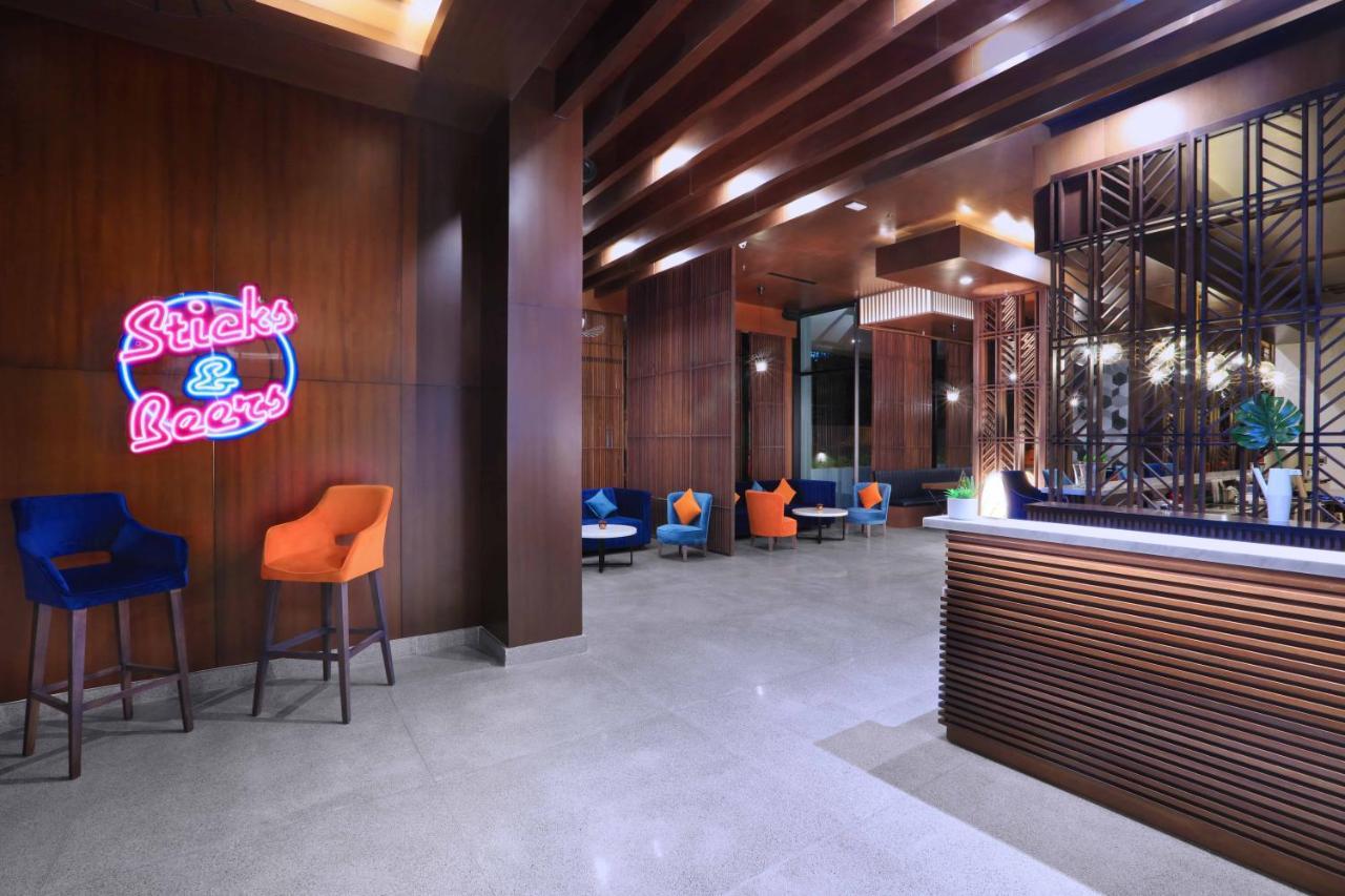 Quest Prime Cikarang By Aston Otel Bekasi Dış mekan fotoğraf